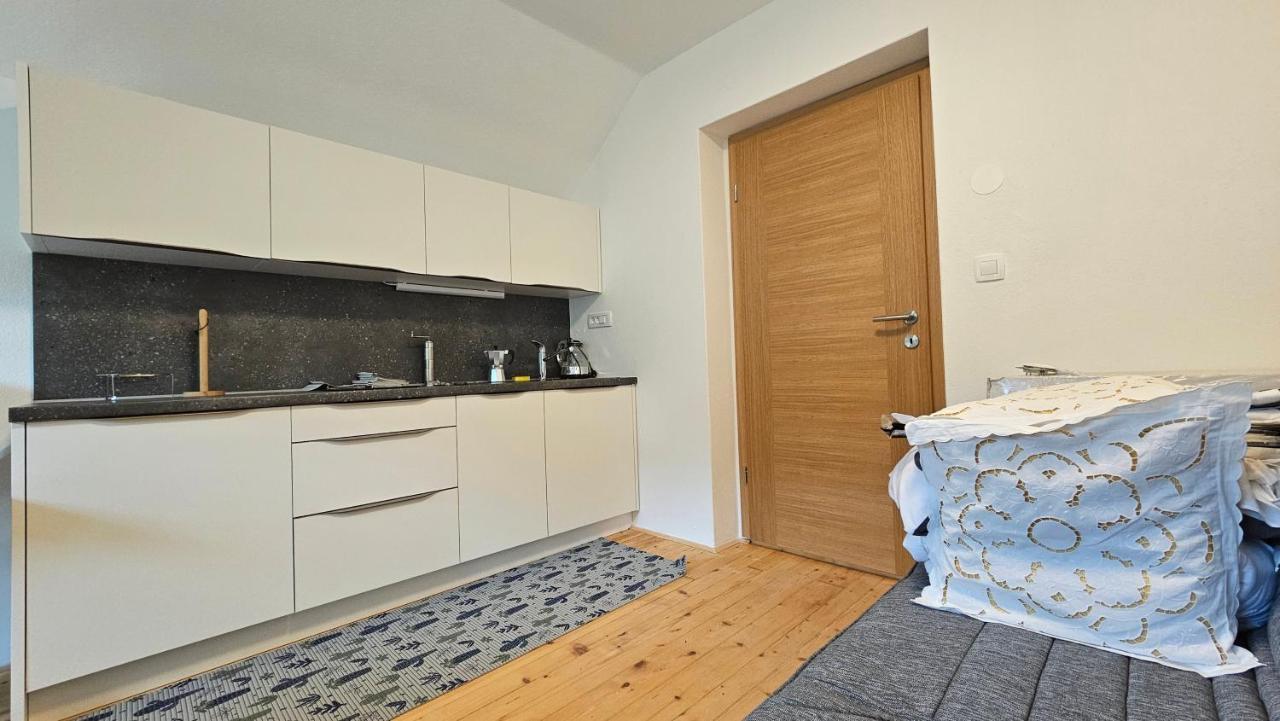 Apartma Sava-Stol Jesenice Eksteriør bilde