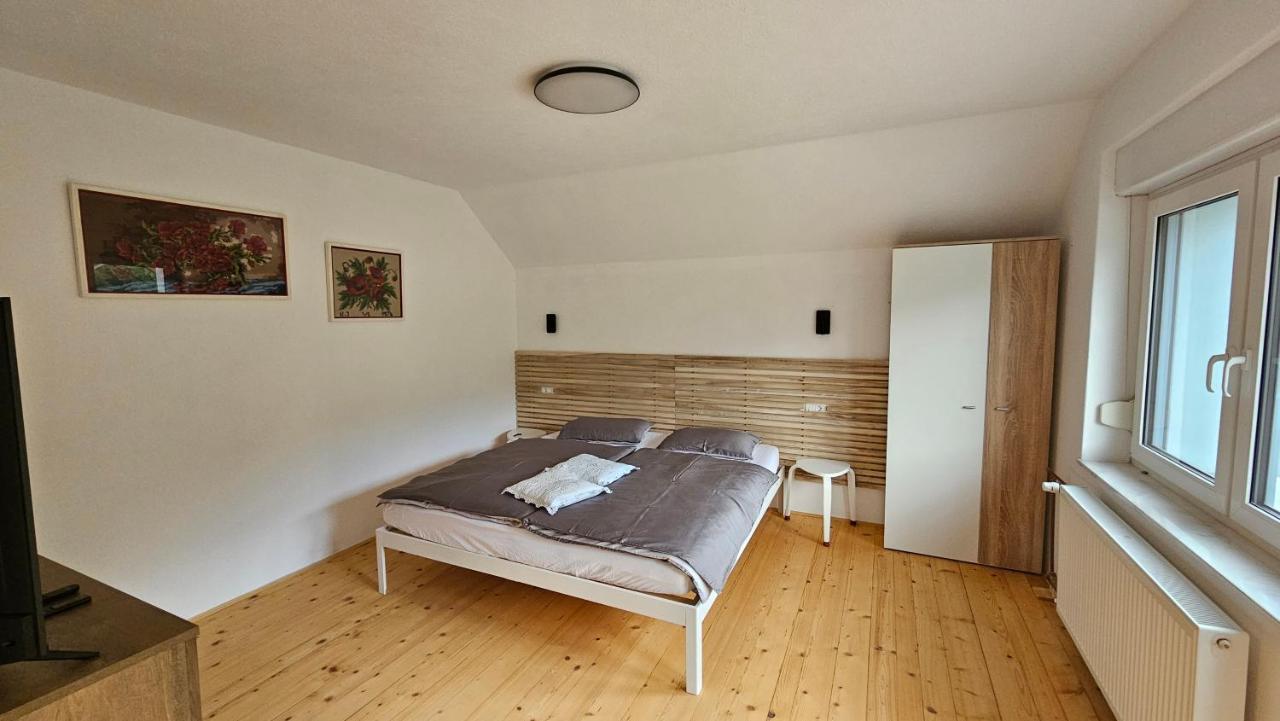 Apartma Sava-Stol Jesenice Eksteriør bilde